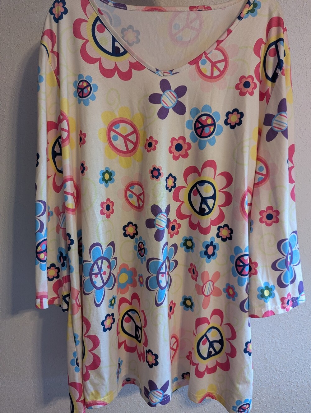 Ladies "Groovy" Tunic Top Size 3XL